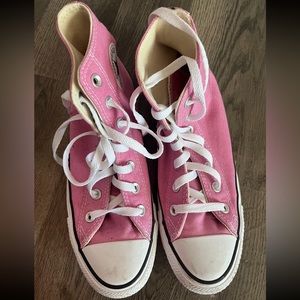 Converse, Pink, Rarely worn, in good condition.